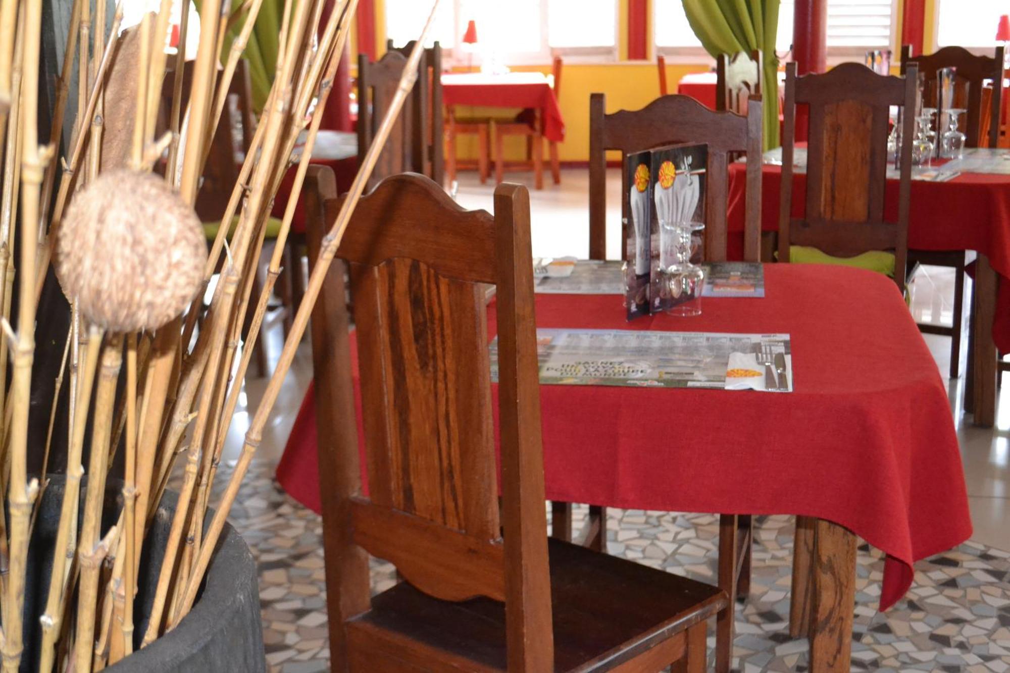 Hotel La Marmotte Matoury Bagian luar foto